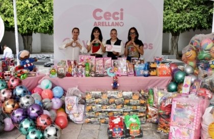 Voluntariado de la Coordinaci&oacute;n de Comunicaci&oacute;n se suma al SEDIF para generar sonrisas