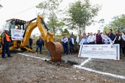 Armenta refrenda que la obra m&aacute;s importante es la obra humana
