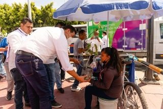 J&oacute;venes se suman como guardianes con Armenta