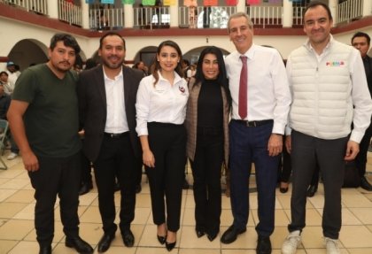 Gobierno de la Ciudad promueve el emprendimiento juvenil con J&oacute;venes Imparables en Totimehuacan