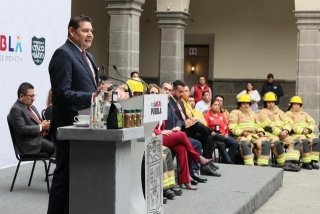 Armenta responde a sus detractores: "Si me tomo un caf&eacute; poblano que no sea Cinco de Mayo, pues no tiene nada de raro"