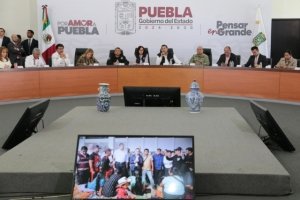 Ratifica Armenta que no se escatiman recursos para salvar vidas y atender a damnificados, como instruy&oacute; la presidenta Sheinbaum