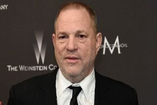Anulan condena por violaci&oacute;n contra Harvey Weinstein