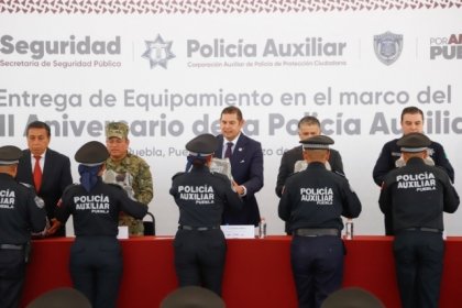 Vivienda y mejores prestaciones para la polic&iacute;a auxiliar y estatal: Armenta