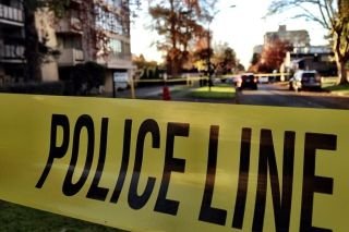 Mueren cuatro polic&iacute;as en enfrentamiento a tiros al sur de EU