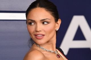 Eiza Gonz&aacute;lez sorprende con nuevo y sexy tatuaje, estos son todos los que tiene