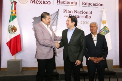 Puebla se convertir&aacute; en el _Silicon Valley_ del centro del pa&iacute;s: Alejandro Armenta