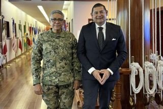 Armenta se re&uacute;ne con el titular de la Secretar&iacute;a de Marina