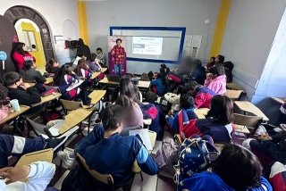 Gobierno de la Ciudad capacita a j&oacute;venes para prevenci&oacute;n de adicciones y uso seguro de redes sociales