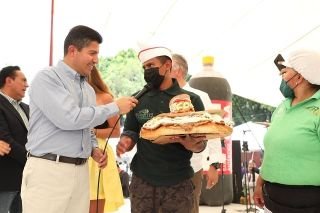 Eduardo Rivera P&eacute;rez invita a disfrutar del Festival de la Cemita 2022