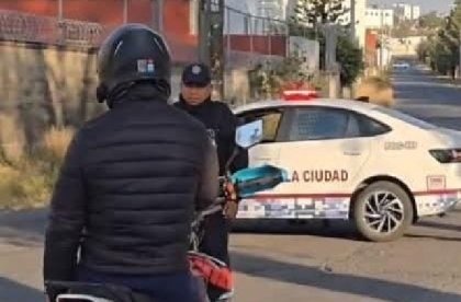 &iexcl;Ciudad de Puebla sin ley! Hallan encobijado en el Camino al Bat&aacute;n: la inseguridad rebasa al gobierno de Pepe Chedraui