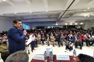 Armenta presenta su nuevo libro sobre el litio y la soberan&iacute;a energ&eacute;tica