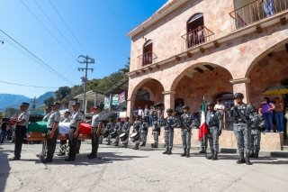 Guardia Nacional rinde honores p&oacute;stumos a sargento poblano ca&iacute;do en Jalisco