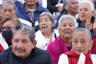 Casas del Abue trascienden cambios de gobierno; pol&iacute;tica humanitaria exitosa con dignidad