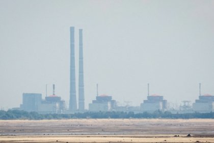 Rusia presume bombardeo a base a&eacute;rea en Ucrania, pero denuncia ataque contra central nuclear