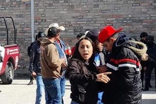 Simpatizantes de Lira Maldonado&nbsp; &ldquo;El Moco&rdquo;, agreden a personal del Complejo Cultural y Deportivo de Chignahuapan