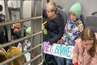 En Rusia detienen a grupo de ni&ntilde;os por protestar contra la guerra