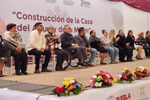 SEDIF y Ayuntamiento de Zihuateutla  presentan proyecto de construcci&oacute;n de la &ldquo;Casa del Abue y de la Mujer&rdquo;