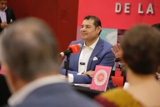 "La pobreza no se combate con la pavimentaci&oacute;n de calles, se requiere visi&oacute;n integral humanista": Armenta&nbsp;
