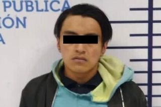 Recupera tr&aacute;nsito de San Andr&eacute;s Cholula veh&iacute;culo con reporte de robo; hay un detenido
