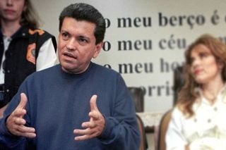 &iexcl;Sigue en la mira! EU busca a Sergio Andrade por demandas de abuso sexual