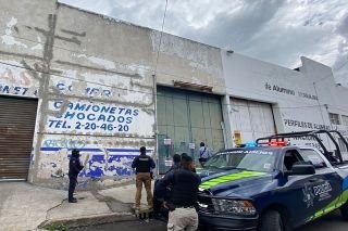 Normatividad, polic&iacute;a municipal y gesti&oacute;n de riesgos supervisan comercios en la zona de la 46 poniente