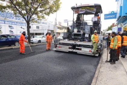 Reconstruye gobierno estatal 37 vialidades prioritarias en Puebla capital