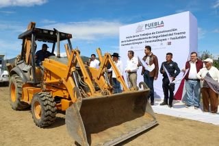 Sergio Salom&oacute;n inaugura Subcomandancia de Seguridad en Virreyes-Tenextatiloyan-Teziutl&aacute;n