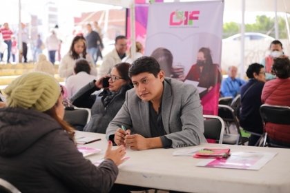 Ofrece SMDIF acompa&ntilde;amiento jur&iacute;dico a personas en situaci&oacute;n vulnerable