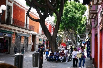 Corredores tur&iacute;sticos de Puebla se liberan del comercio informal: Franco Rodr&iacute;guez