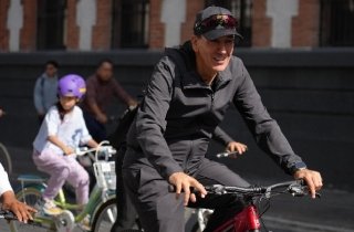 Participa Pepe Chedraui en la Rodada Patrimonial en el Centro Hist&oacute;rico