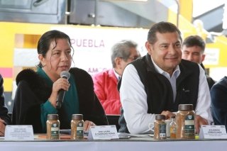 Frijol de la Mixteca llegar&aacute; a despensas del SEDIF; Puebla impulsa autosuficiencia