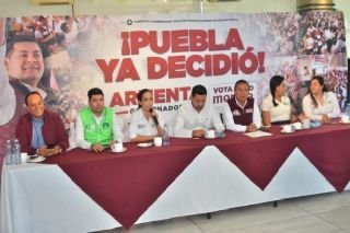 Contra las d&aacute;divas del PRIAN y en defensa del voto, forman frente com&uacute;n candidatos de Morena y la Megacoalici&oacute;n