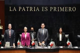 Reconoce Armenta vocaci&oacute;n de m&eacute;dicos y su lucha por salvar vidas