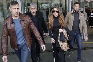 &iexcl;Se reencontraron en el juzgado! Shakira y Piqu&eacute; firman su acuerdo de separaci&oacute;n en Barcelona