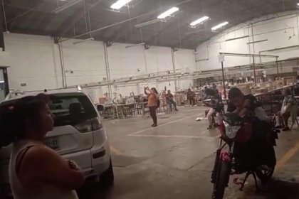 Empresa Mexican Product Factory of Trousers Cierra sin previo aviso y abandona a trabajadores