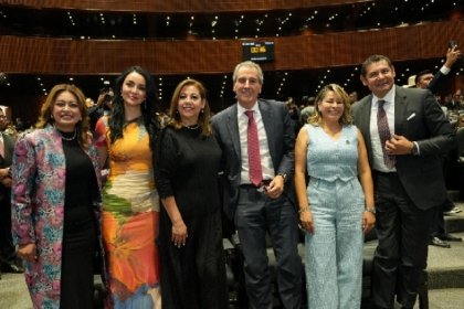 Presentes Armenta y Chedraui en la C&aacute;mara de Diputados por el 494 Aniversario de la Fundaci&oacute;n de la Ciudad de Puebla