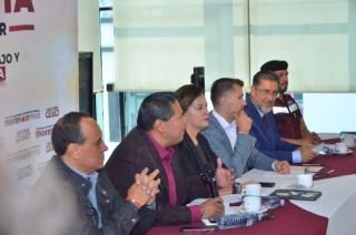 Fracasa Eduardo Rivera en su intento de victimizaci&oacute;n