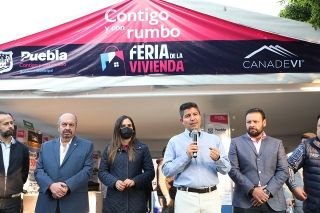 Feria de la Vivienda del Ayuntamiento de Puebla oferta opciones de adquisici&oacute;n y asesor&iacute;a crediticia