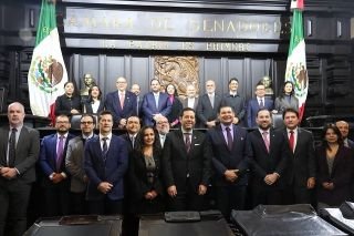 De la mano con el sector empresarial e industrial para la reactivaci&oacute;n econ&oacute;mica: Armenta