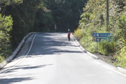 Tras a&ntilde;os de olvido, se conectan Sierra Norte y Nororiental con rehabilitaci&oacute;n carretera y desarrollo incluyente