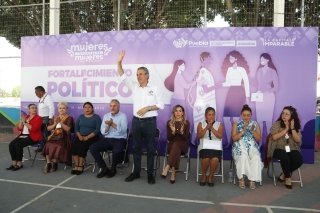 Gobierno de la Ciudad fortalece el liderazgo pol&iacute;tico de las mujeres