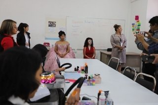 Capacitan CECADE&rsquo;s a mujeres y hombres para incorporarlos al desarrollo econ&oacute;mico de Puebla